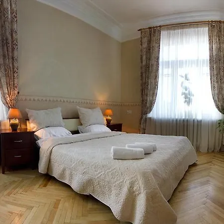 Hotel Khreschatyk 3*